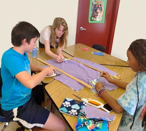 kids making blanket